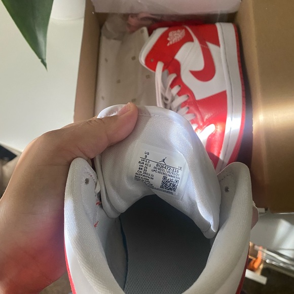 Habanero Red Nike Jordans - Picture 5 of 5